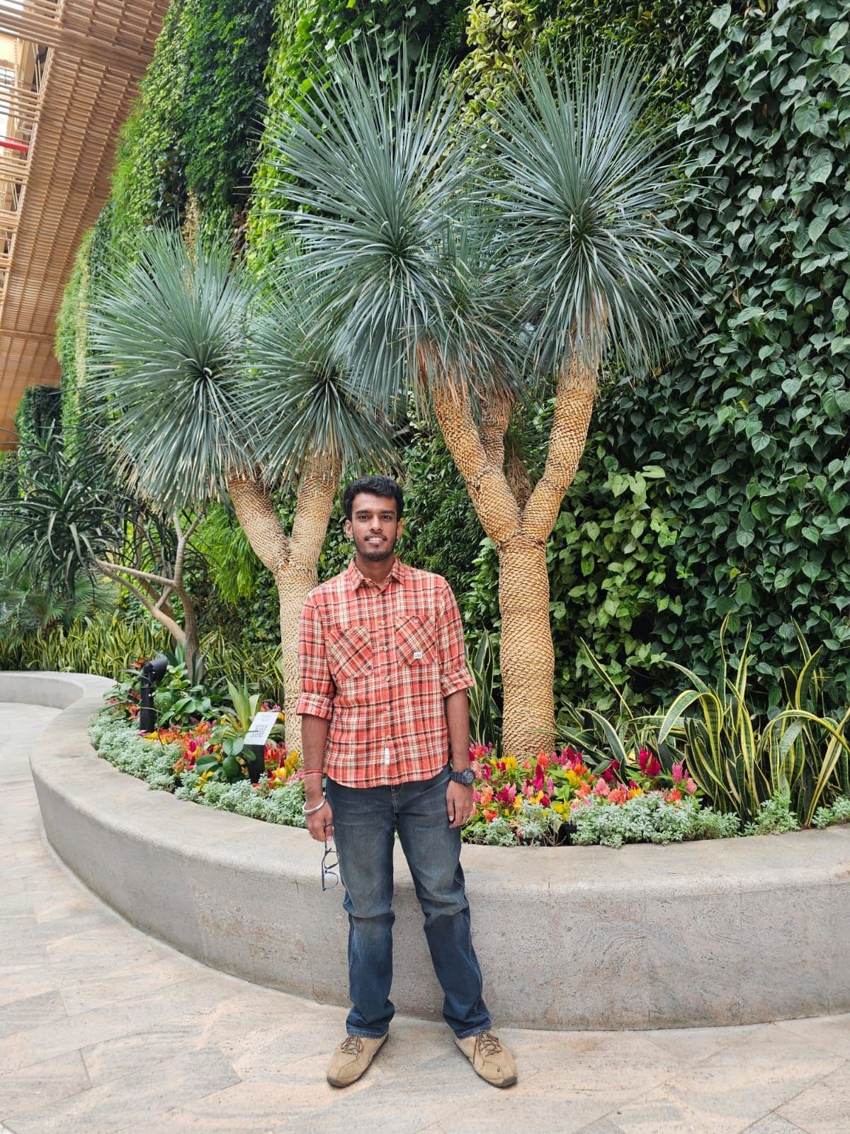 Indian independent boy escort service - Melbourne CBD areas
